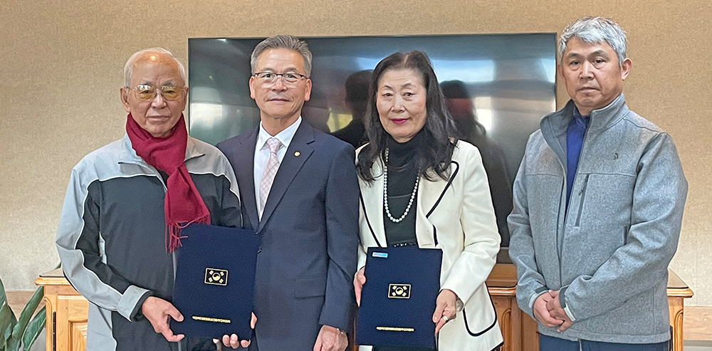 배문수 밴쿠버본부장 자문위원 및 위촉장 전수식 진행