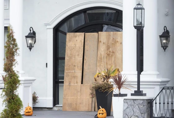 써리에서 또 총격…저명 아시안 사업가 자택 겨냥한 공격 발생