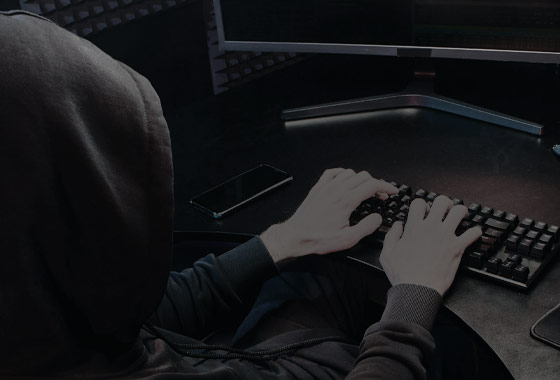 위니펙 여성, 온라인 뱅킹 사기 피해로 17만4천 달러 부채 new