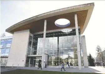 콴틀렌 대학 총장 수주 째 행방 묘연…학교 측 “이유 비공개” new