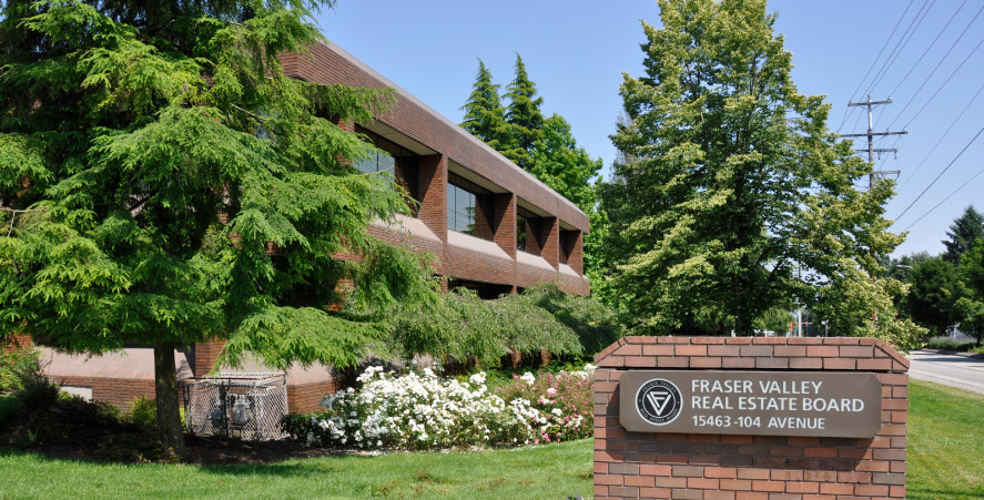 주택 벤치마크 89만 달러 붕괴…거래 24% 감소 new