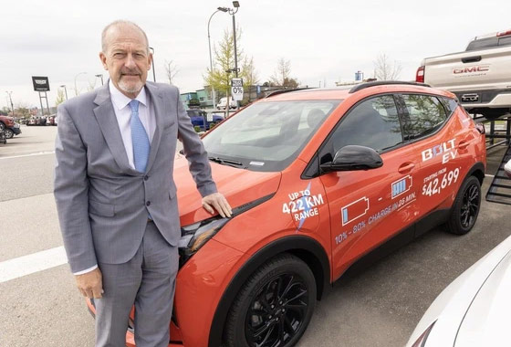 기름값 2달러 시대…전기차 수요 ‘재점화’ new