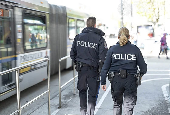 메인스트리트역서 열차에 치여 1명 사망 new