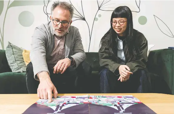 “정치에 색을 입히다…마음을 움직이는 한 장의 포스터” new