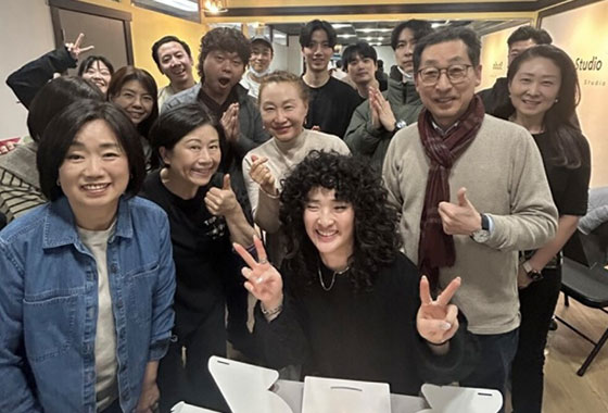 이민 서사를 유쾌하게 재해석한 《Go! Mr. Ko》