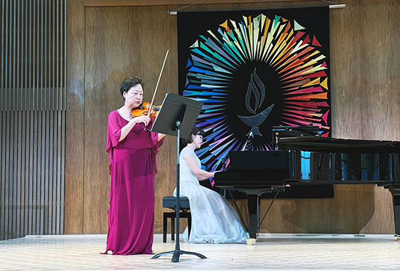“한 음, 한 음에 담긴 44년” 밴쿠버 울린 석낙성(Nancy Suk)의 헌정 무대 new